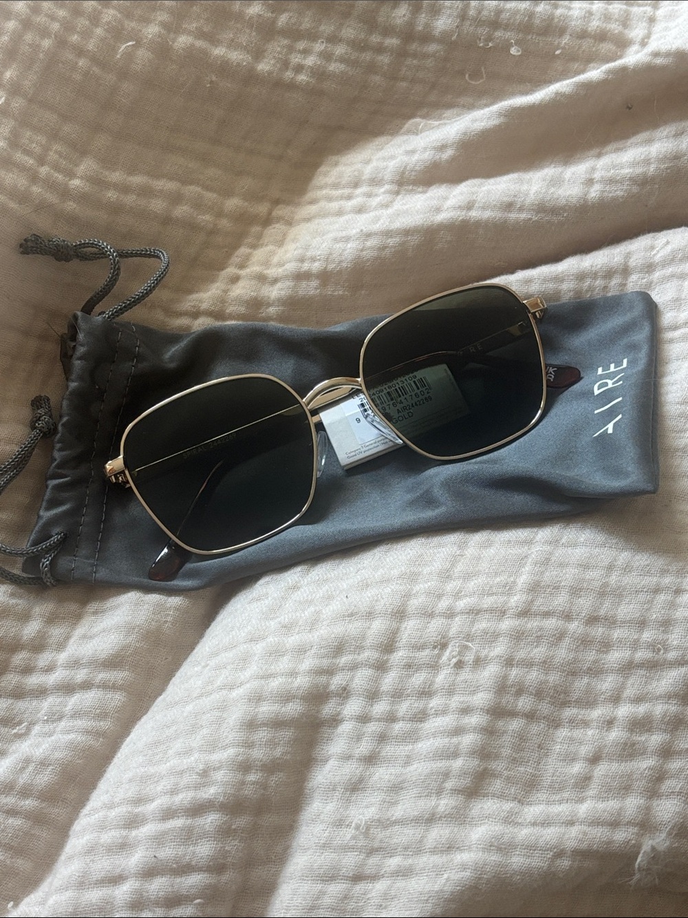 NWT Aire Sunglasses in Gold